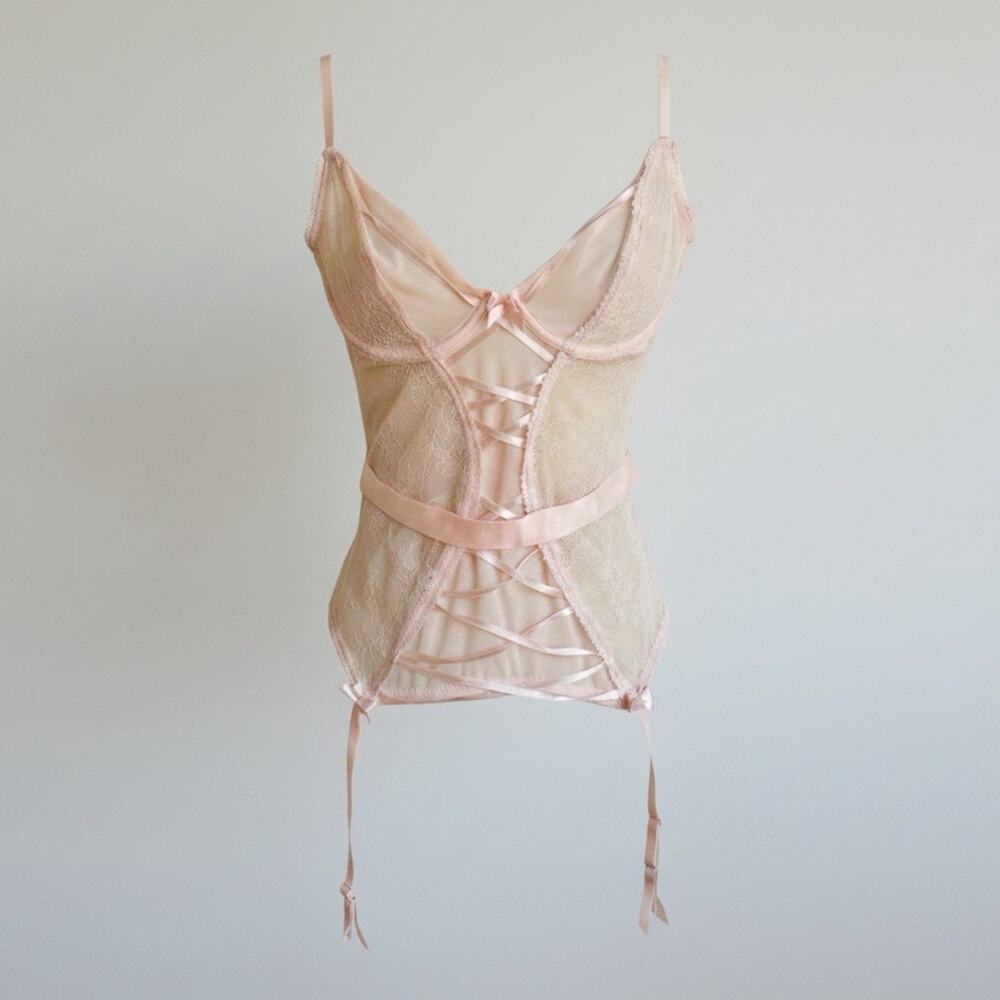 Adore Me Andra Lace Bustier Blush Pink Unlined Underwire Garter 36B Romantic